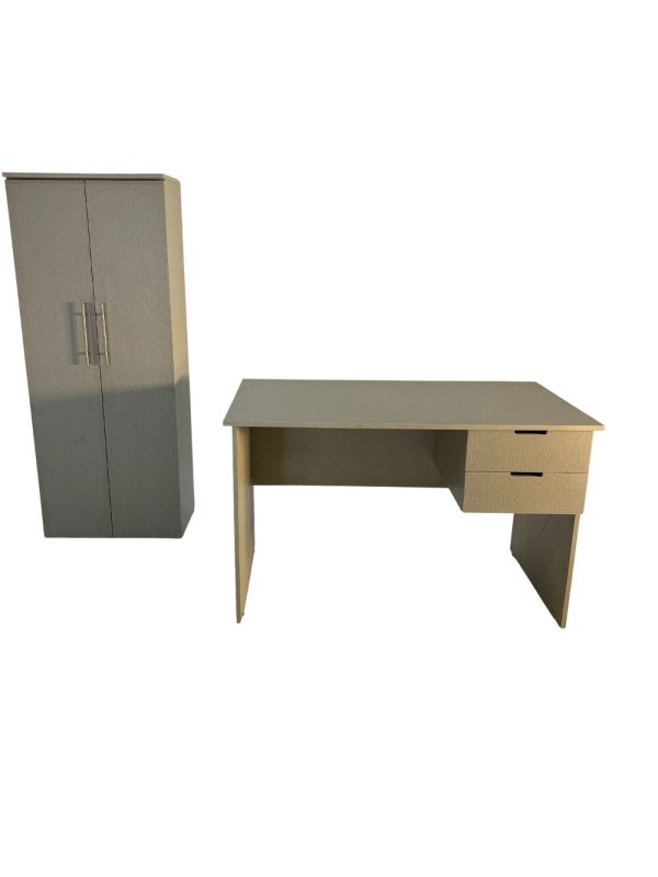 Quiet Study Table