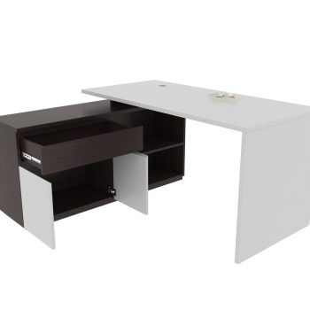 Decent spacious desk